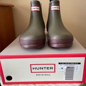 Hunter Green and Brown Chelsea Winter Boots